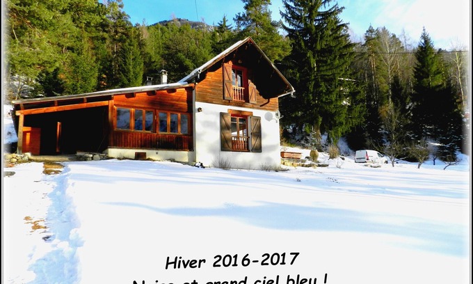Beauvezer Ski Chalet | Authentic mountain chalet in Val d'Allos. Easy access.