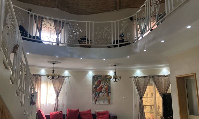 Saly Ski Chalet | Authentic Villa-case: the Gorean