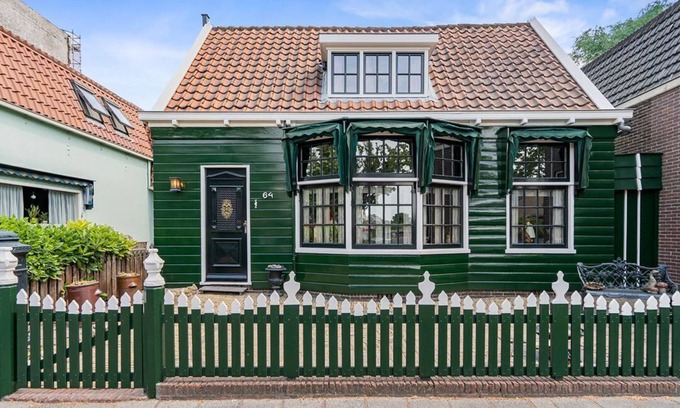 Zaandam House | Authentiek Zaans Huis op 15 Minuten van Amsterdam