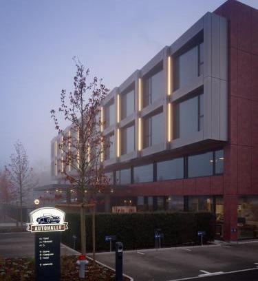 Andelfingen District Hotel | Autohalle Hotel