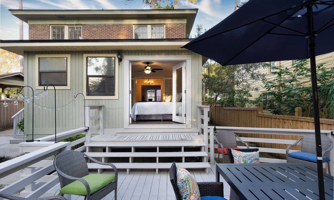 Riverside House | Autumn Deal! Renovated 6BR Historic~Avondale Gem