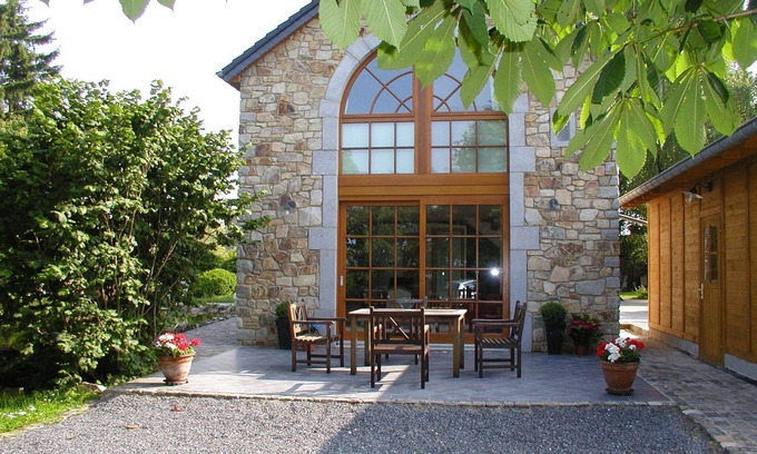 Plombieres House | Aux Deux Bouleaux - Cottage by the pond