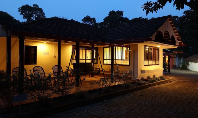 Virarajendrapet Hotel | Avadale Coorg Stag - Groups Not Allowed