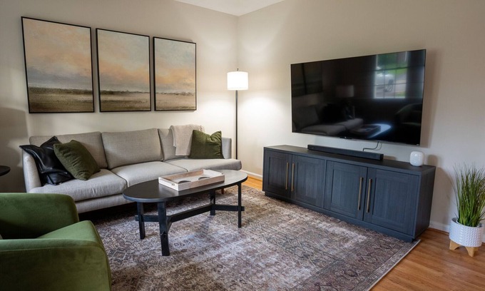 Northeast Raleigh House | Available as 30 day minimum or short term. Has office, deck, and big back yard.