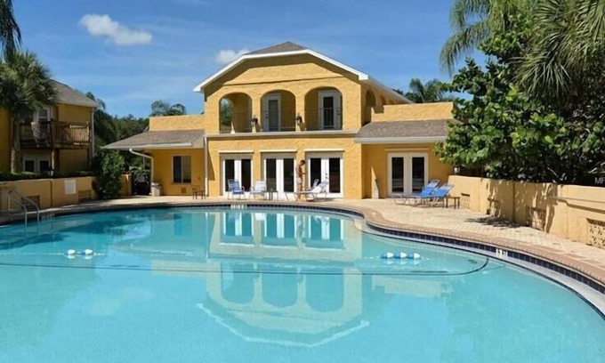 Sarasota Springs Condo | Available for long or short term