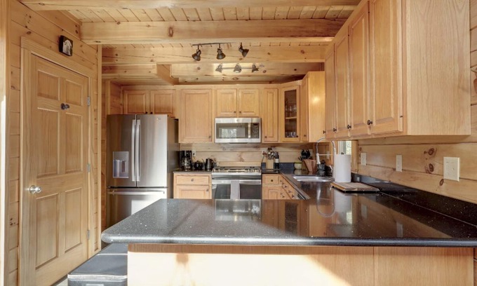 Old Fort House | Available Now Kitty's Cabin in beautiful Gateway Nature Preserve