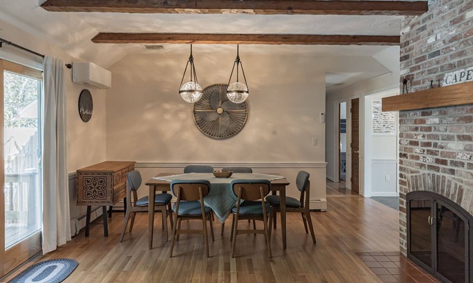 Marstons Mills House | Available off season! Family home, lots of space and yard, short drive to beach and shopping