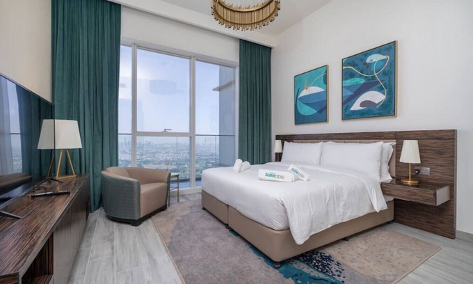 Dubai Media City Apartment | AVANI 3908 · Exquisite Apartment Minutes Away from the Beach