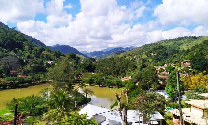 Araras House | Aventura & Tranquilidade em Secretário pertinho de Itaipava - Trilhas Mountain Bike - Passeios de Quadricilo e Cavalo - Cachoeira