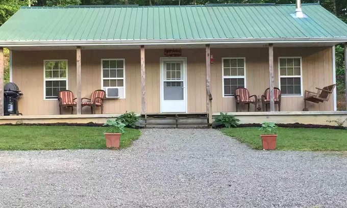 Albany House | Avery Acres