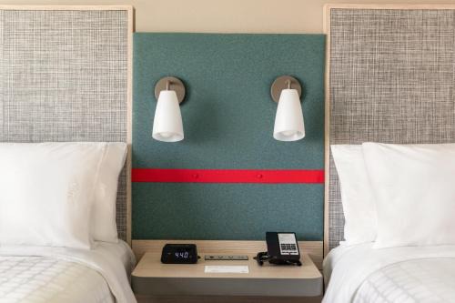 Lebanon Hotel | avid hotel Nashville - Lebanon an IHG Hotel