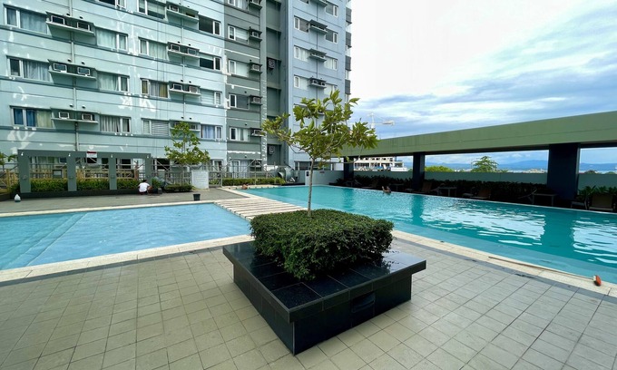 Poblacion District Condo | Avida Towers Condotel
