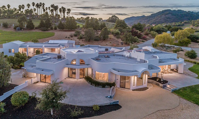 San Luis Obispo House | Avila Beach Estate: Exceptional Hope Ranch