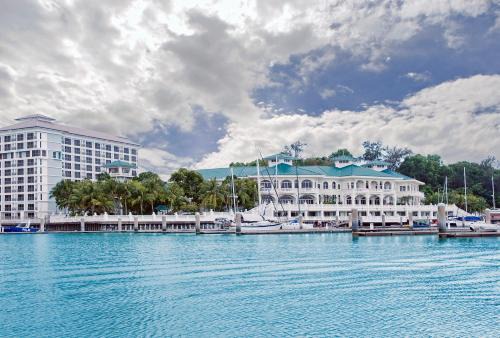 Si Rusa Resort | Avillion Admiral Cove