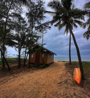 Kasaragod District House | Avisa Beach House