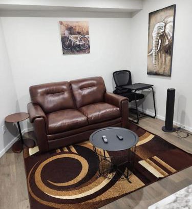 Winnipeg Apartment | Avocado Executive Suite 2