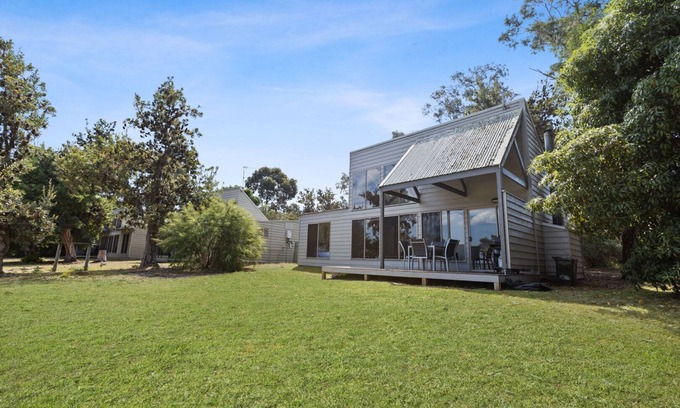 Forge Creek House | Avon - Waterfront Retreat: Secluded lodges perfect for nature lovers
