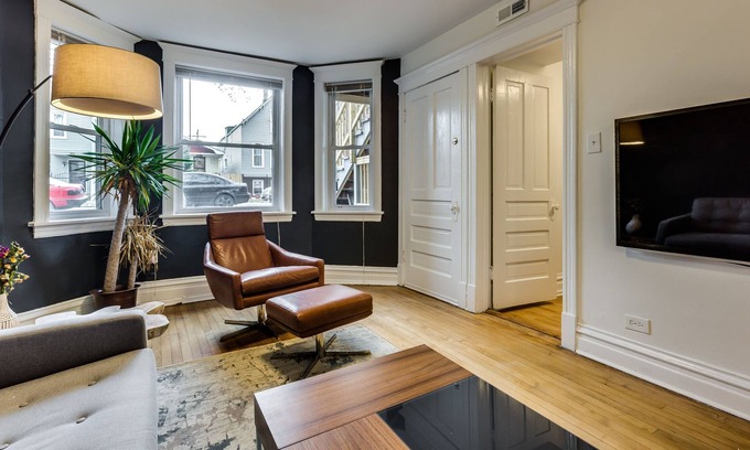 Avondale Apartment | Avondale is Calling! This Beautiful Neighborhood Offers Charming Tree-lined Streets Plus is Convenient to All the Hot Spots by RedAwning