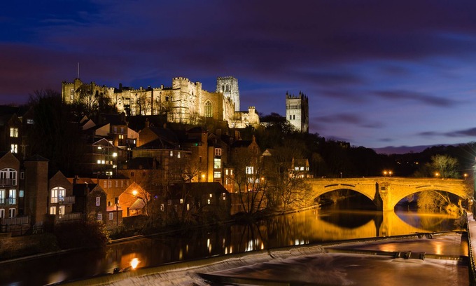 Durham Apartment | Award winning apartment, central and riverside with terrace and free car parking