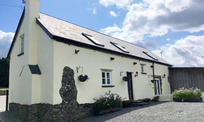 Winkleigh Cottage | Award Winning Lower Whitsleigh Farm Cottage