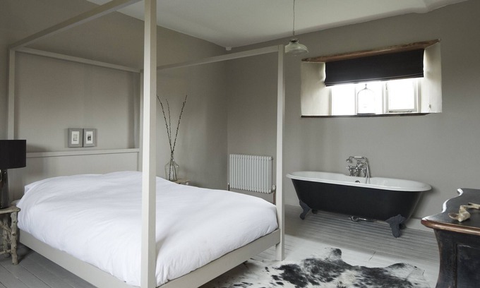 Sharrington Cottage | Award-winning, stylish and simple, in a countryside setting near the coast