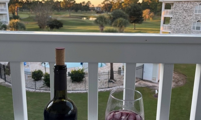 Central Myrtle Beach Apartment | Awesome 2 Bdrm, 2 full bath with gorgeous views of the golf course and pool!