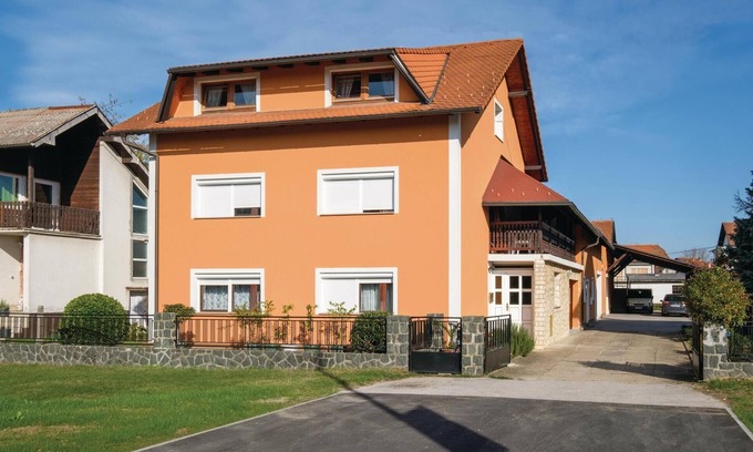 Velika Gorica Apartment | Awesome apartment in Velika Gorica