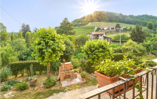 Monforte d'Alba Apartment | Awesome Apartment In Monforte D'alba