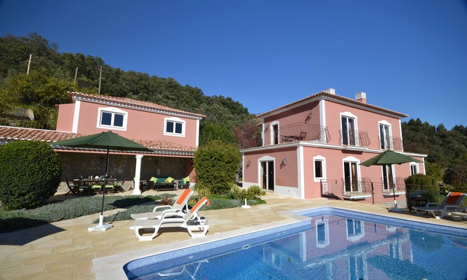 Monchique Villa | Awesome Coastal Views, Infinity Pool & BBQ area, Very Private Family Villa