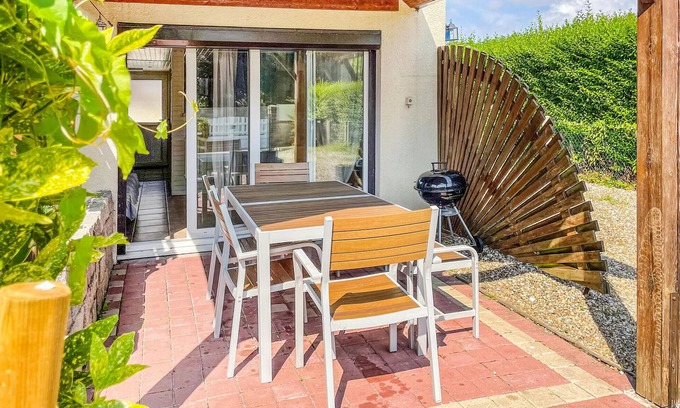 Criquetot-lʼEsneval House | Awesome home in Criquetot-l'Esneval