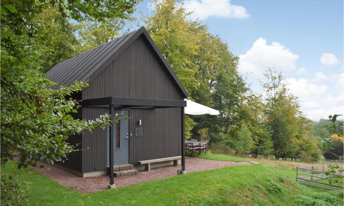 Ostra Sonnarslov House | Awesome Home In Östra Sönnarslöv