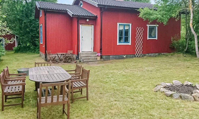 Bjarnum House | Awesome home in Bjärnum with WiFi