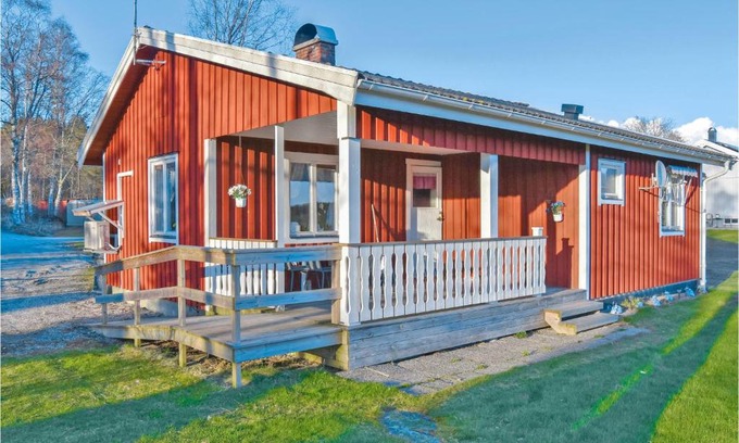 Tanum O House | Awesome Home In Bullaren With Wifi