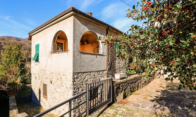 Mulazzo House | Awesome home in Castagnetoli