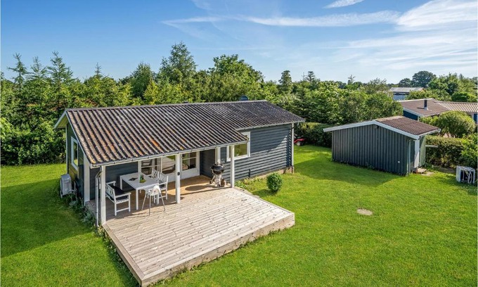 Holbaek House | Awesome Home In Holbæk With Kitchen