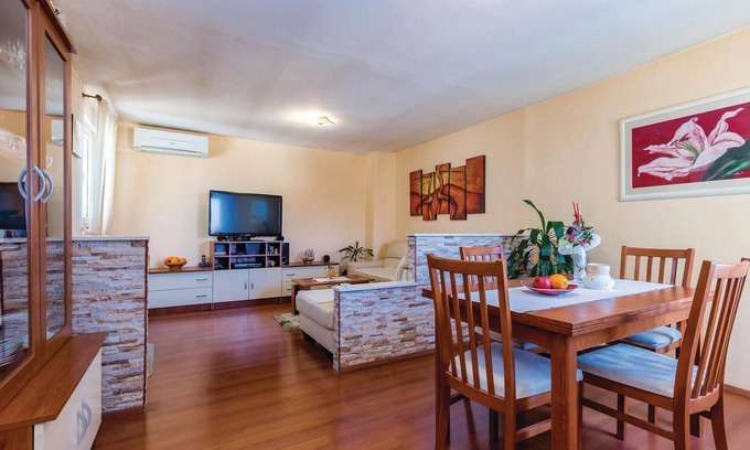 Zurkovo House | Awesome home in Kostrena with WiFi