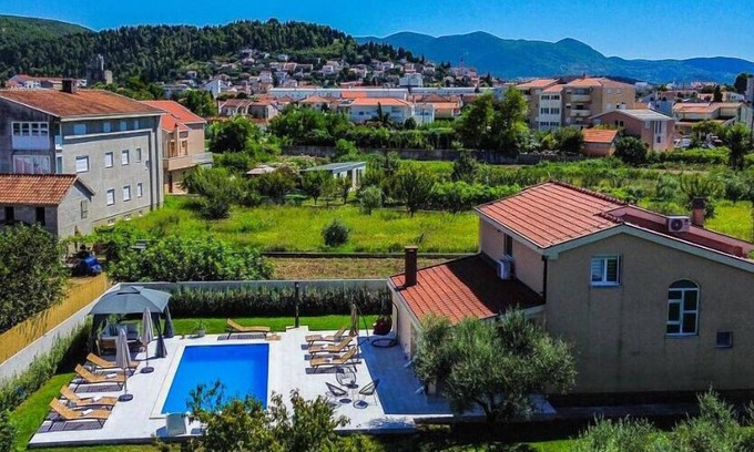Metkovic House | Awesome home in Metkovic