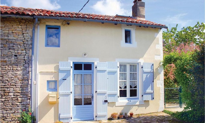 Paizay-Naudouin-Embourie House | Awesome Home In Paizay Naudouin