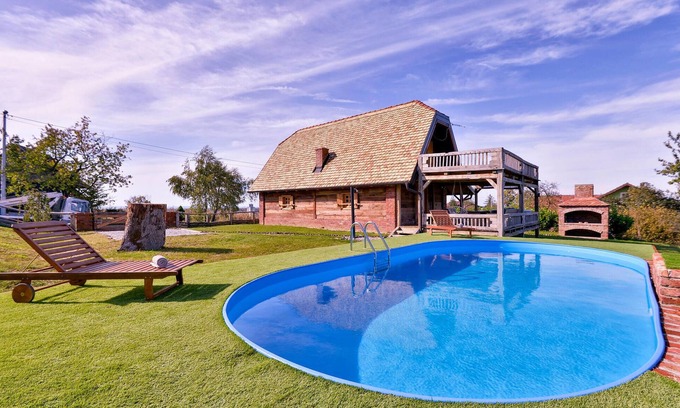 Popovaca House | Awesome home in Popovaca