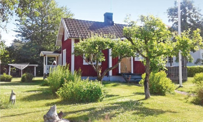 Sjotorp House | Awesome Home In Sjötorp With Wifi