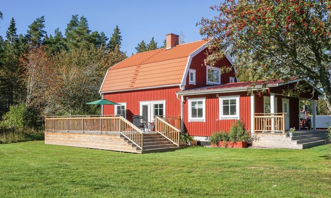 Odeshog Municipality House | Awesome home in Tranås with sauna