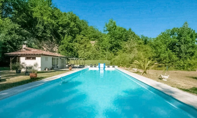 Vianne House | Awesome home in Vianne