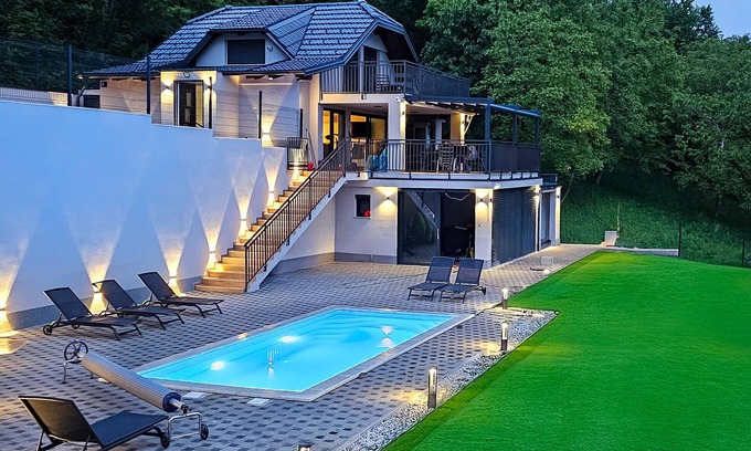 Zagreb House | Awesome home in Zagreb with sauna