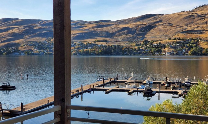 Vernon Condo | AWESOME Okanagan Waterfront Vacation Rental!