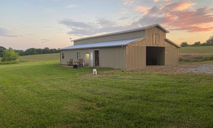 Rogersville Cabin | Awesome Private Cabin on 600 acre farm bordering JOE WHEELER STATE PARK!