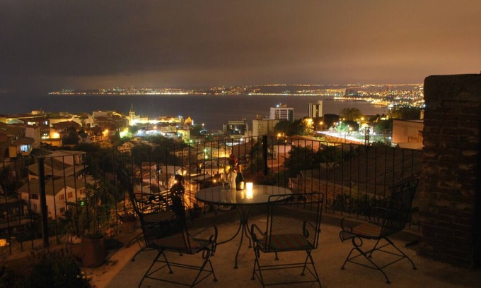 Valparaiso House | Awesome View, Valparaiso Terrace