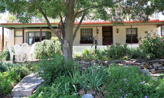 Burra House | Ayers Burra - Historical 1851 Cottage