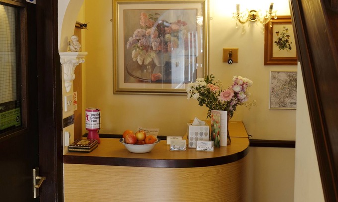 Cambridge House | Aylesbray Lodge