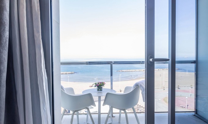 Algiers Hotel | AZ Hotel Vague d’Or