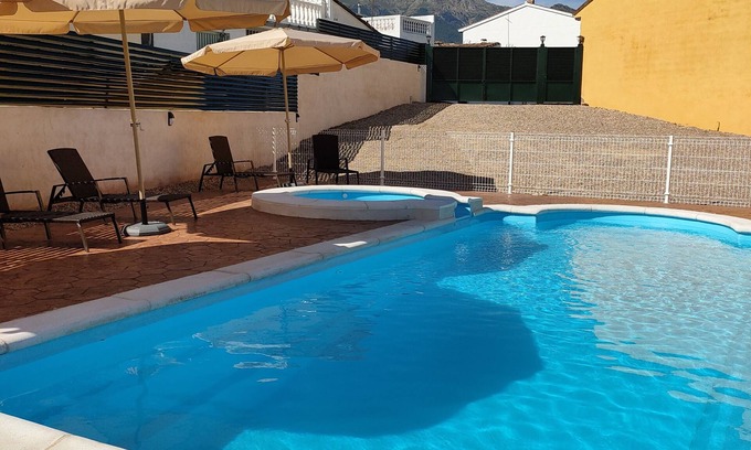 Casavieja Ski Chalet | Azaleas Cottage for up to 16 people